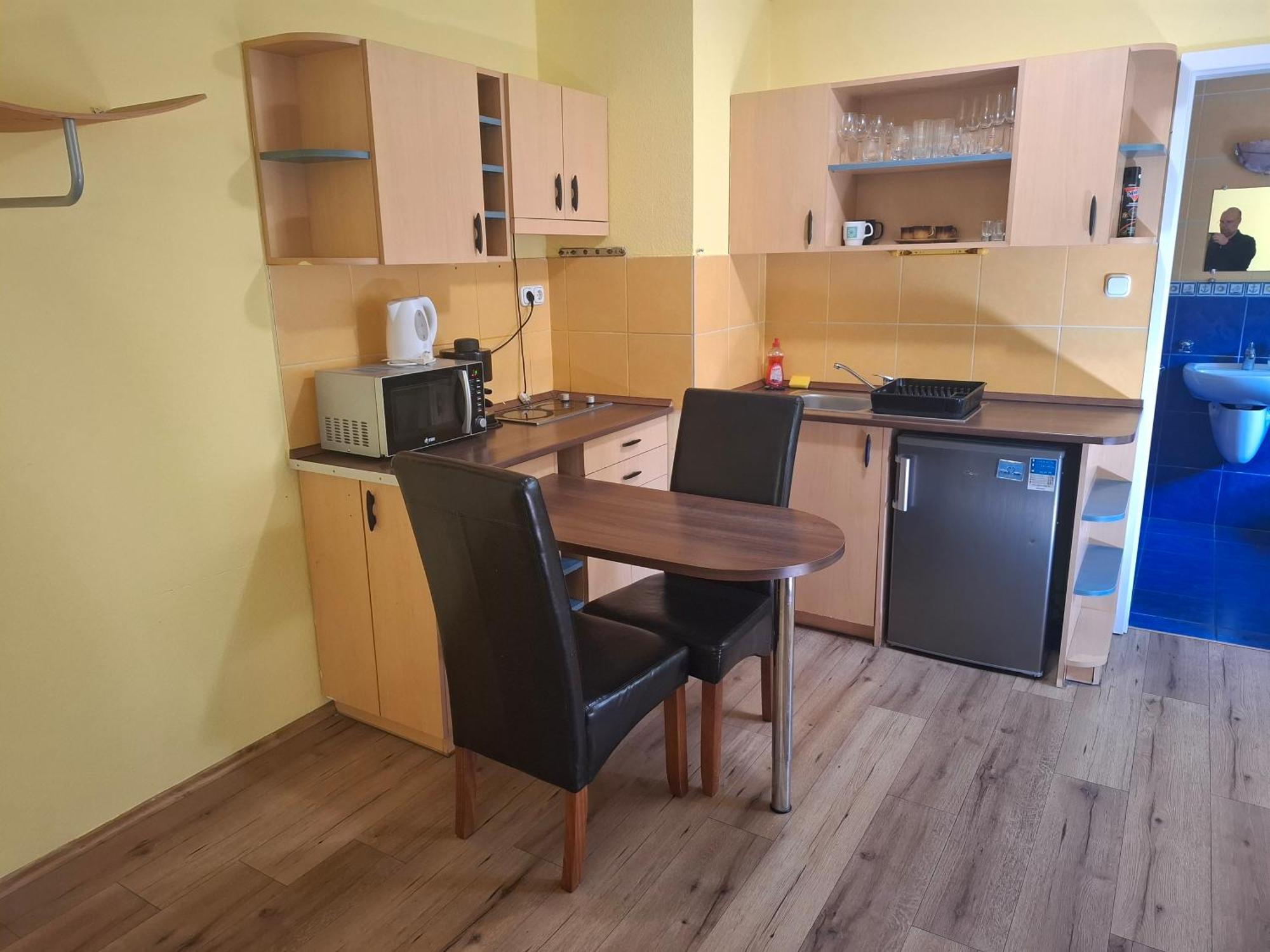 Ilona Apartmanhaz Сиофок Екстериор снимка