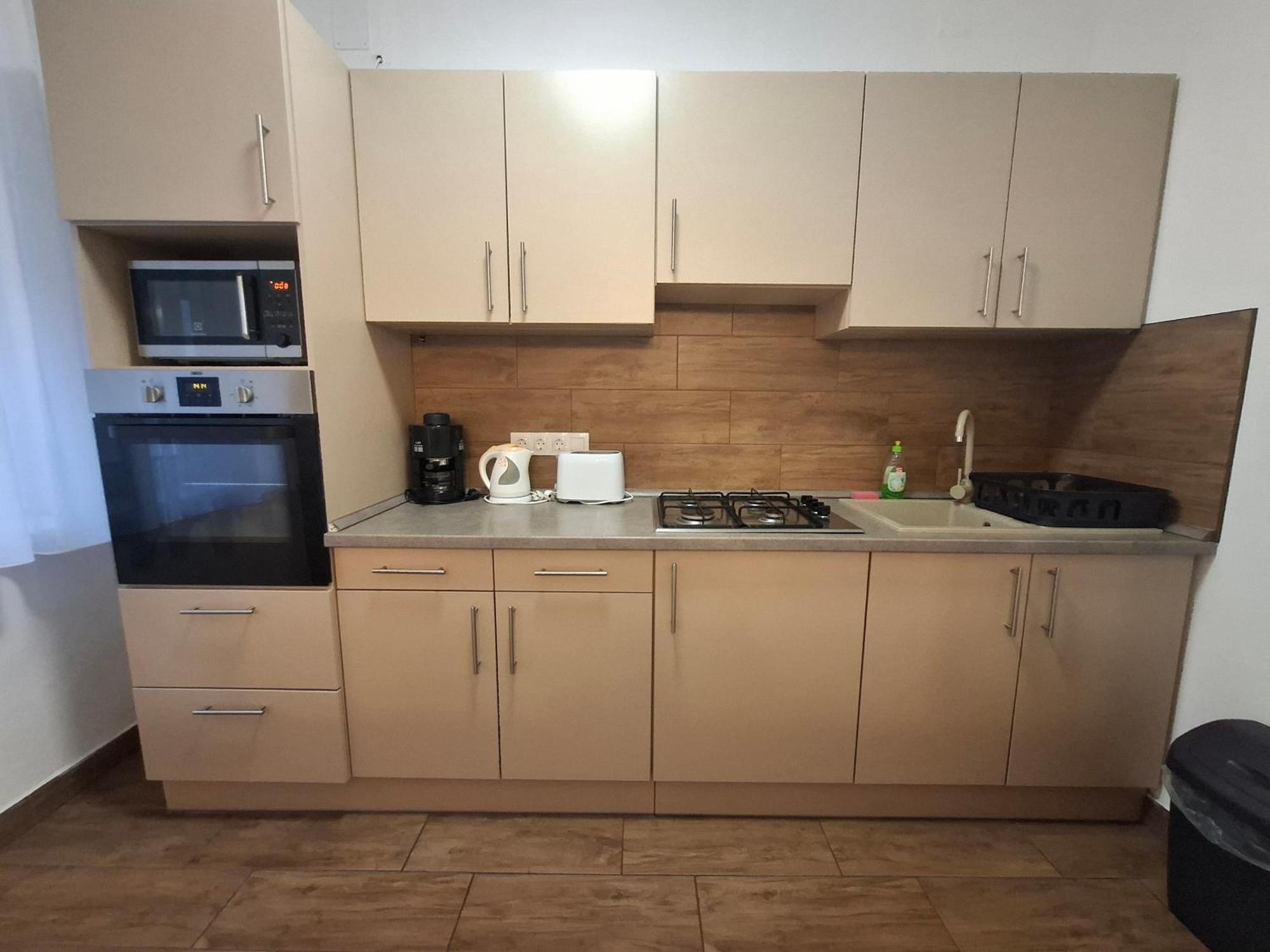Ilona Apartmanhaz Сиофок Екстериор снимка