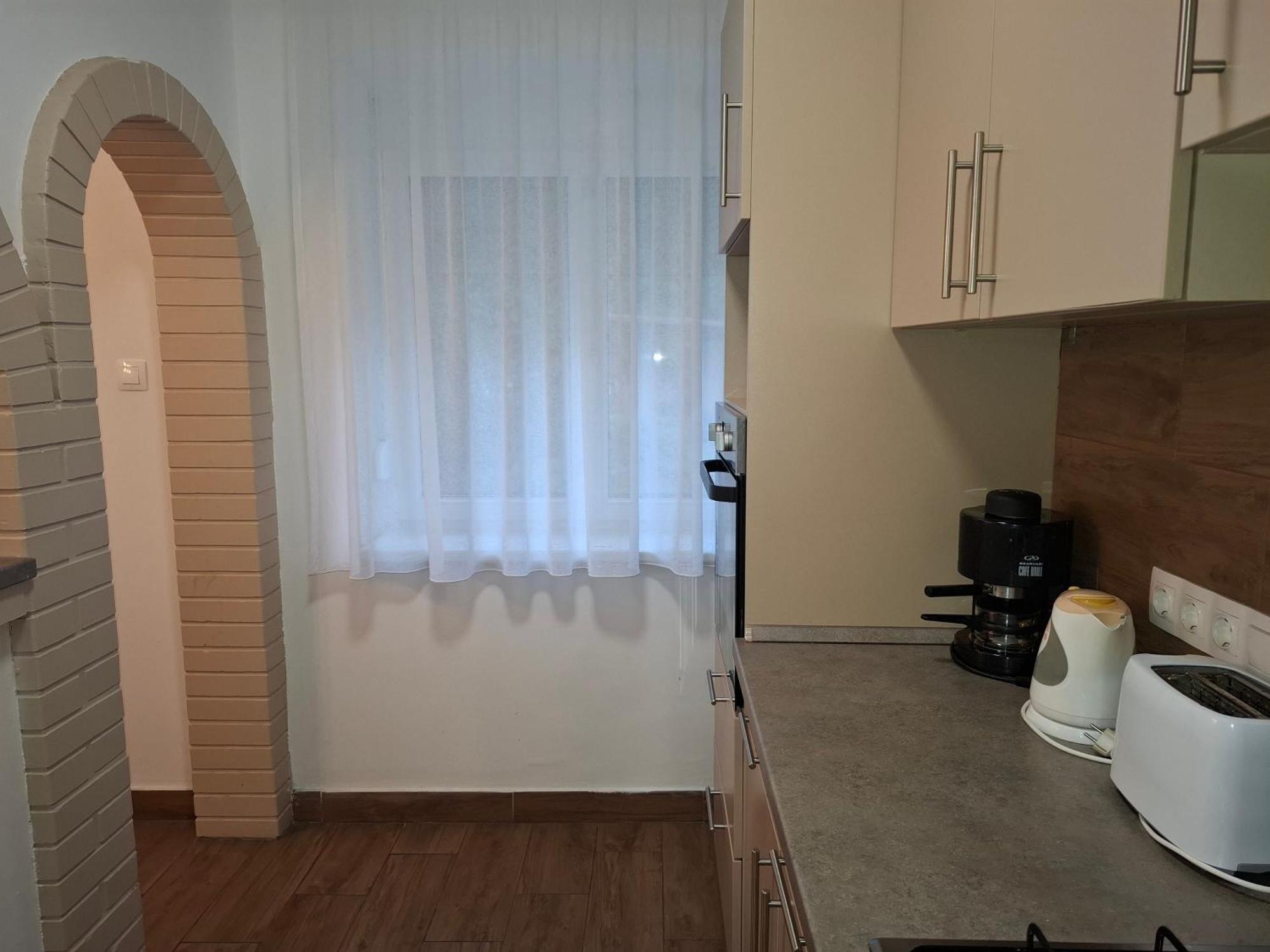 Ilona Apartmanhaz Сиофок Екстериор снимка